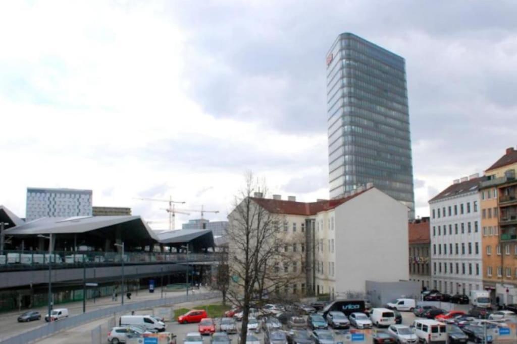 Nr 1 Apartment With 2 Balconies 3 Bedrooms Near Main Train Station ウィーン エクステリア 写真