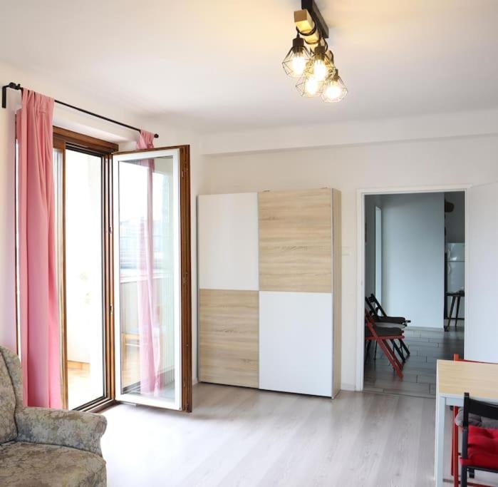 Nr 1 Apartment With 2 Balconies 3 Bedrooms Near Main Train Station ウィーン エクステリア 写真
